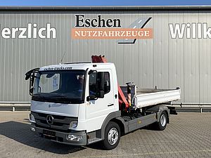 Mercedes-Benz 818K Atego mit Kran